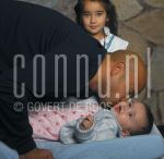 08-12-2004 Marianne Kooistra / Steve te Pas  Steve te Pas and children at home in Muiderberg, by order of Pulse Magazine. December 08, 2004.

[keywords]Affectionate[/keywords]